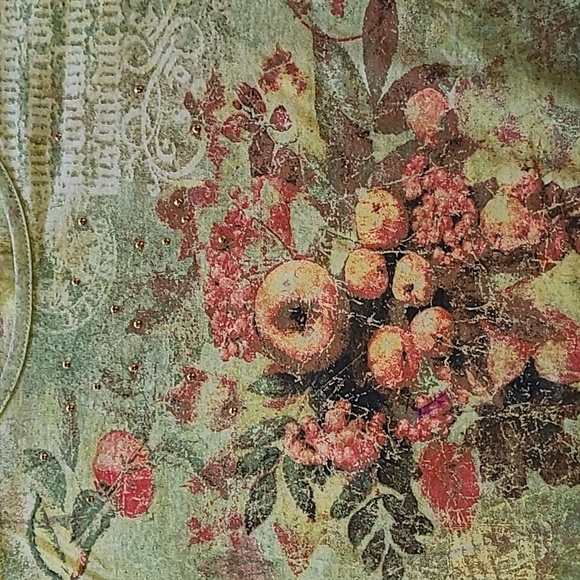 Top - Picture 4 of 6